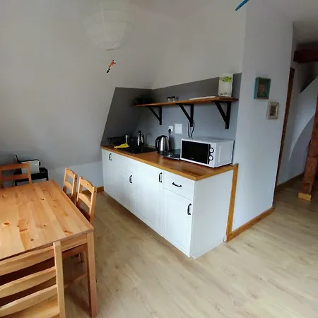 Lesne Apartment *