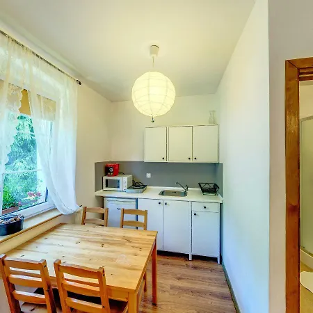 Lesne 지엘레니에츠